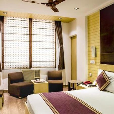 Hotel Arpit Palace Deli Exterior foto