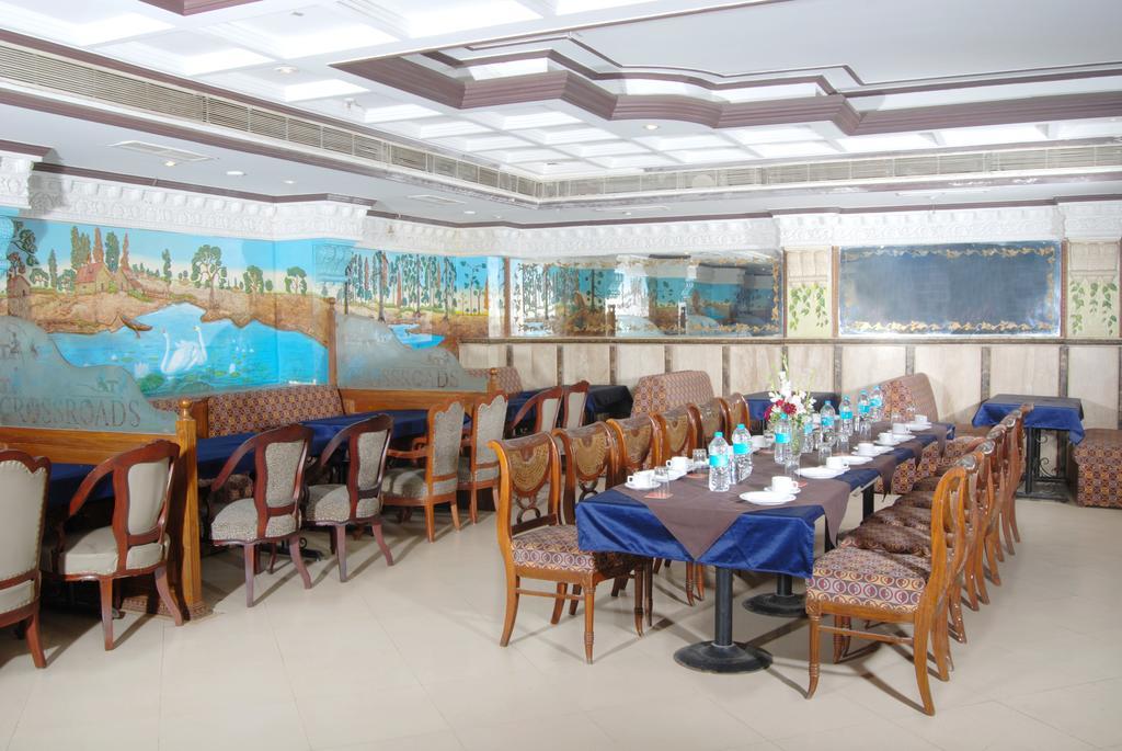Hotel Arpit Palace Deli Exterior foto